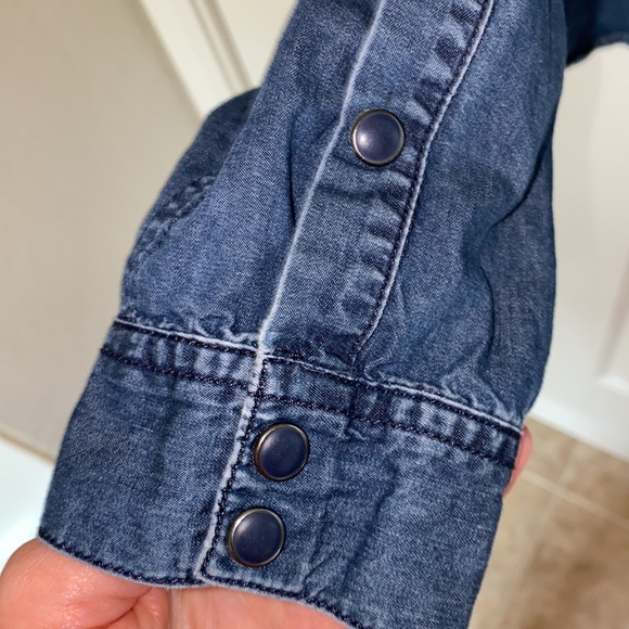 Gap Denim Women’s Western Button Down Shirt EUC - Picture 7 of 10